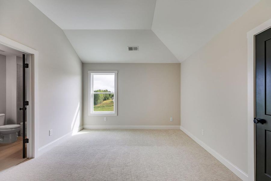 Spacious, unfurnished interior of a new home in Harmon Springs, Carrollton (Image 45).