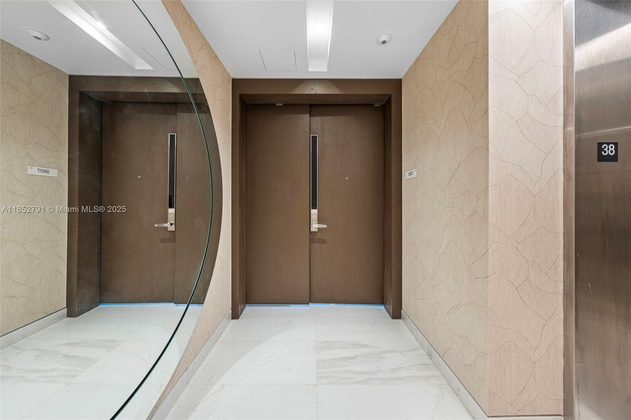 Image 33 of a home in .