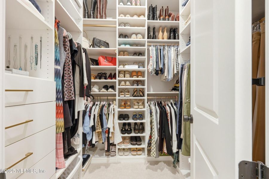 Image 49 of a home in .