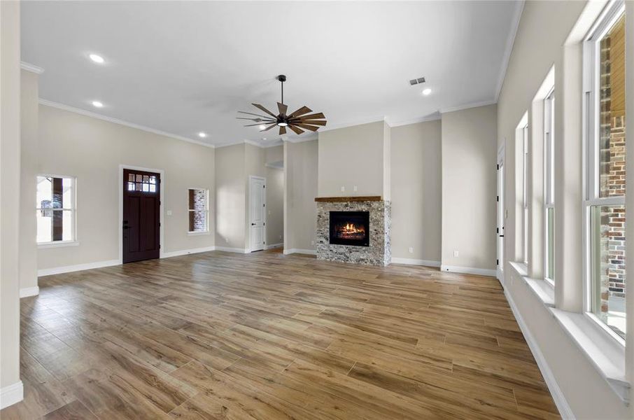 Spacious, unfurnished interior of a new home in , Reno (Image 20).