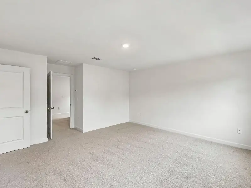 Spacious, unfurnished interior of a new home in Nolen Farm, Gastonia (Image 15). Spacious, unfurnished interior of a new home in Nolen Farm, Gastonia (Image 15).