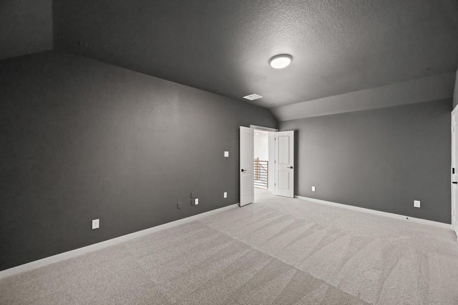 Spacious, unfurnished interior of a new home in Grand Central Park: 55ft. lots, Conroe (Image 11).