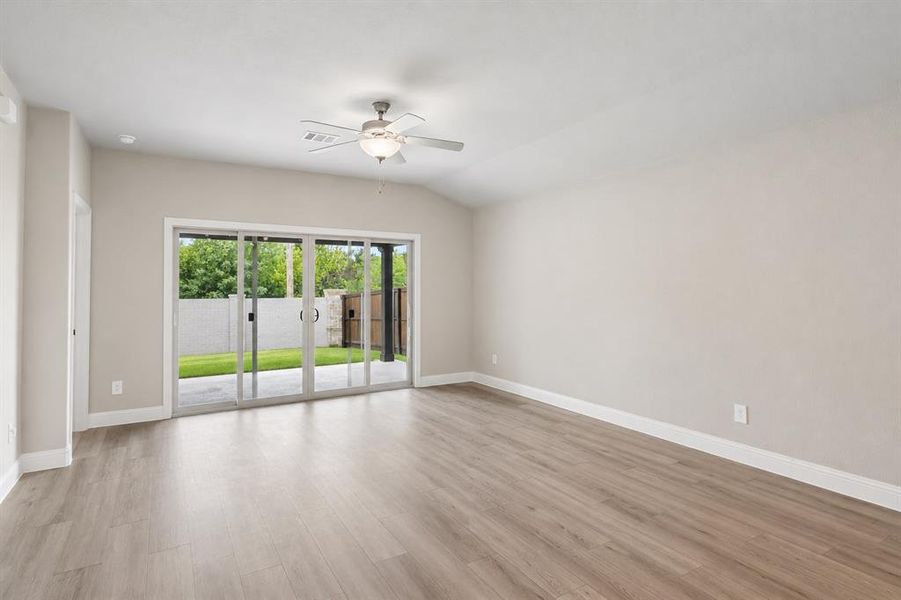 Spacious, unfurnished interior of a new home in Lakehaven - Signature Series, Farmersville (Image 19). Spacious, unfurnished interior of a new home in Lakehaven - Signature Series, Farmersville (Image 19).