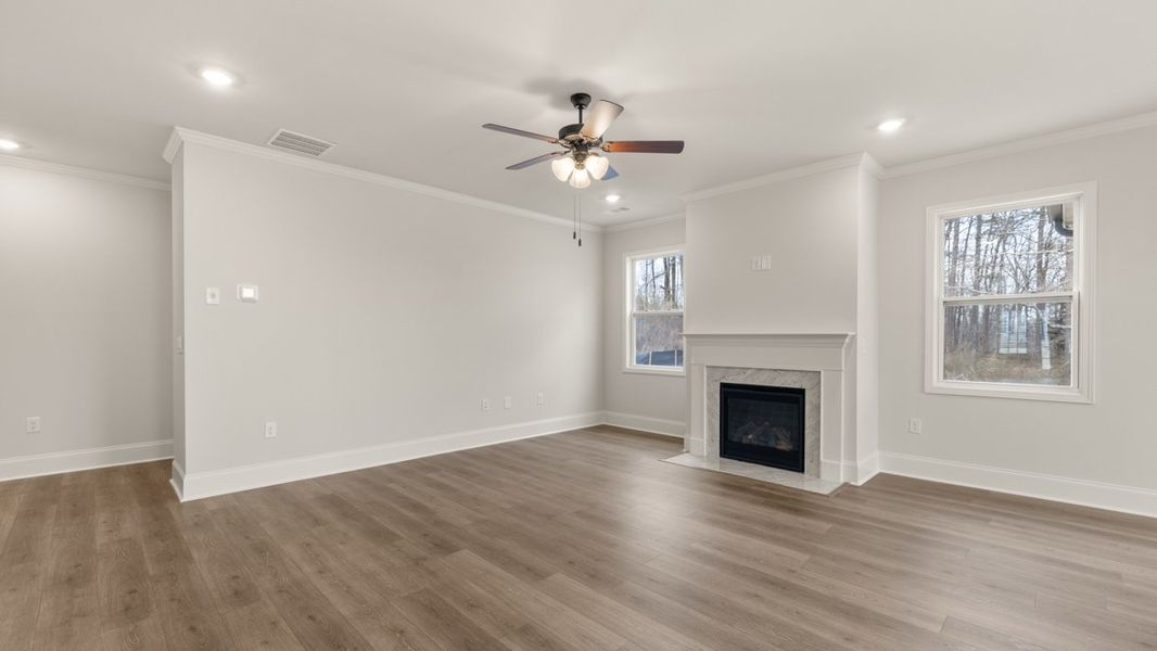 Spacious, unfurnished interior of a new home in Thalley Creek Estates, Cumming (Image 19).