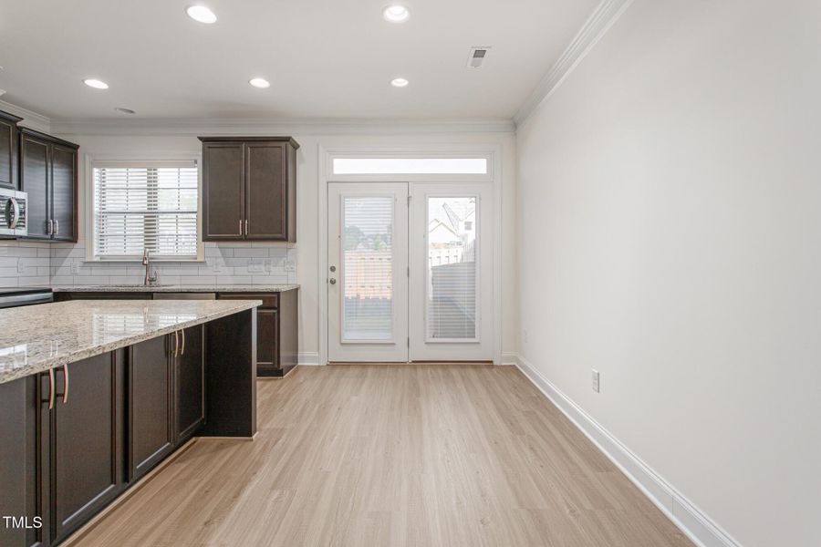 1032 Bonanza Lane-13