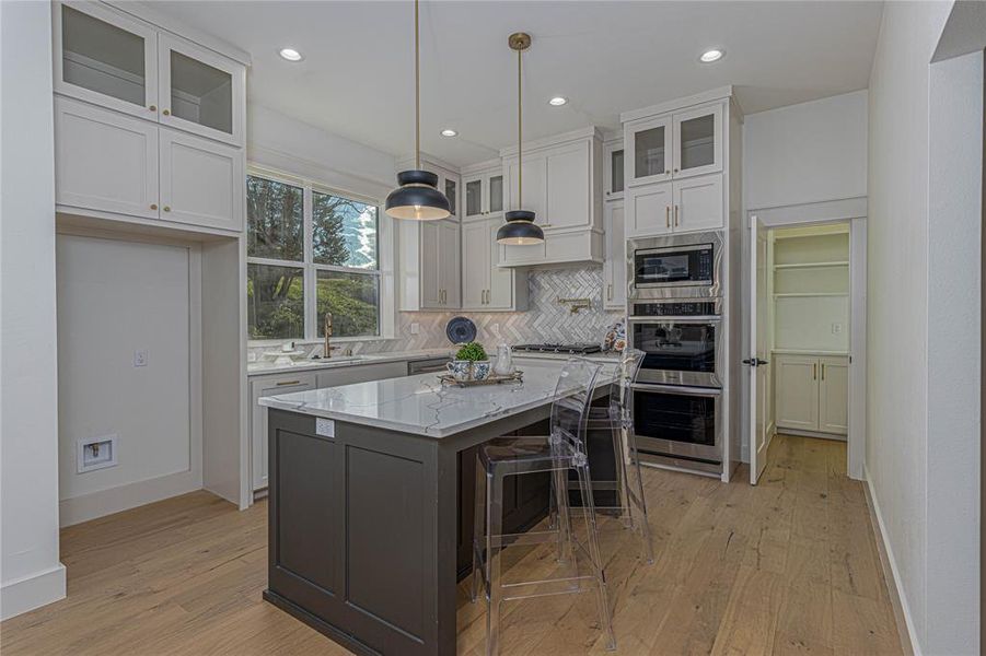 Furnished interior view inside a new home in , Tyler (Image 9).