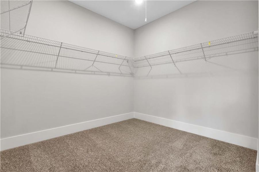 Spacious, unfurnished interior of a new home in Echo Park, Suwanee (Image 26).