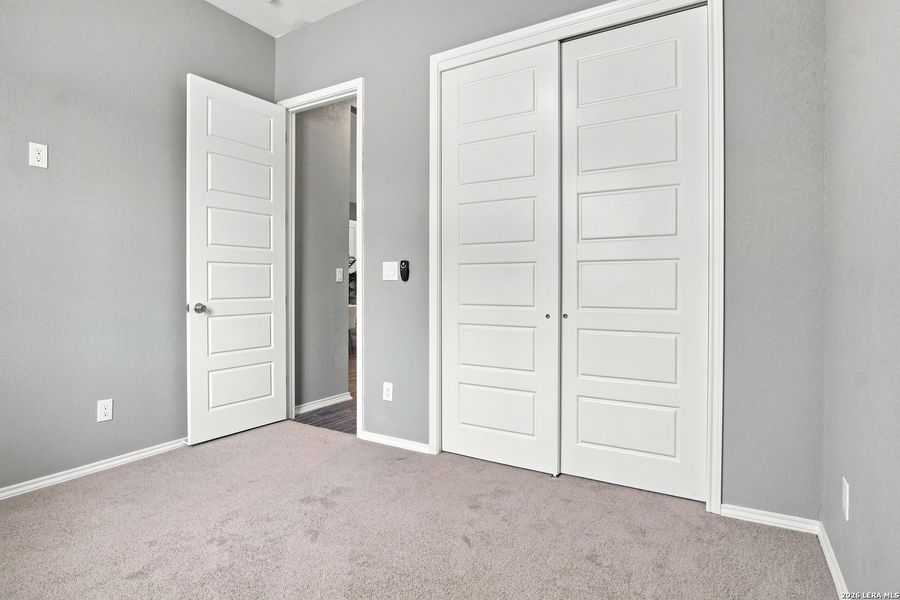 Spacious, unfurnished interior of a new home in , San Antonio (Image 10).