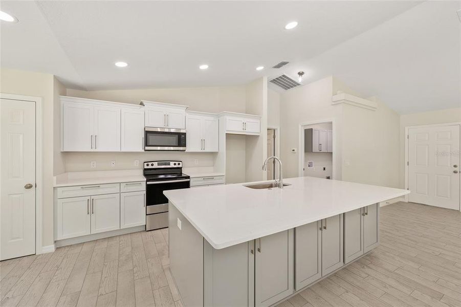 Furnished interior view inside a new home in , Ocala (Image 5).