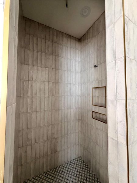 Close-up of interior finishes inside a home in , Galveston (Image 6).