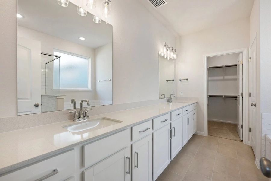 Furnished interior view inside a new home in Patterson Ranch, Georgetown (Image 9).