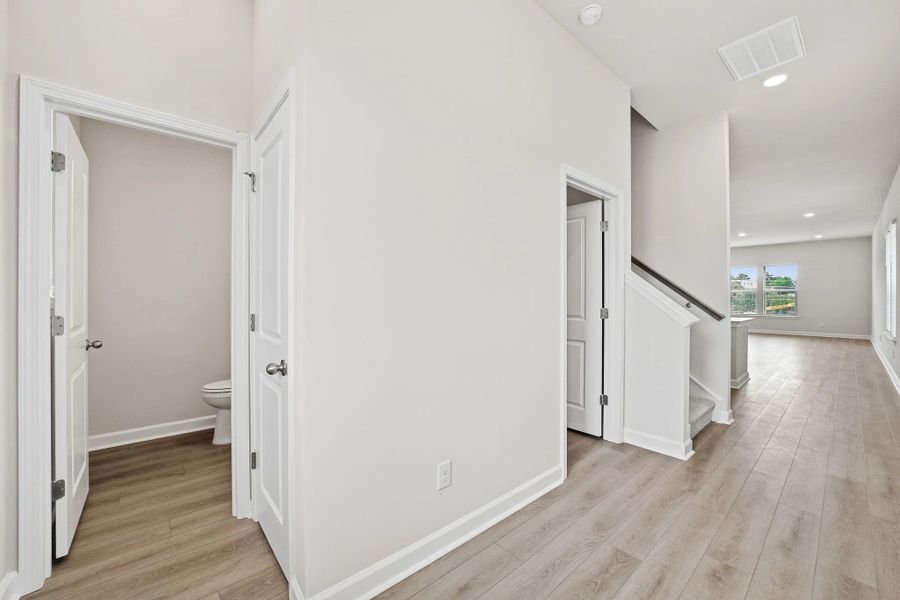 Spacious, unfurnished interior of a new home in Blue Heron Retreat, Little River (Image 11).