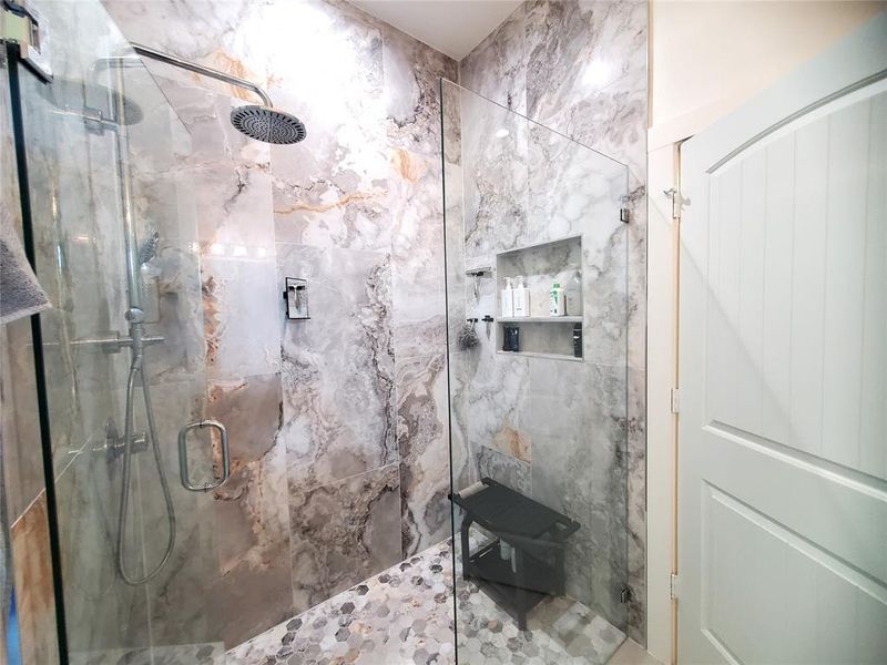 2nd Primary En-Suite Bath