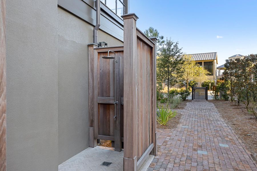 Exterior details and patio area of a home in , Kiawah Island (Image 22). Exterior details and patio area of a home in , Kiawah Island (Image 22).
