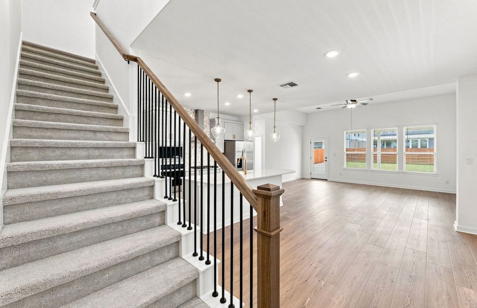 Spacious, unfurnished interior of a new home in Santa Rita Ranch, Liberty Hill (Image 37).