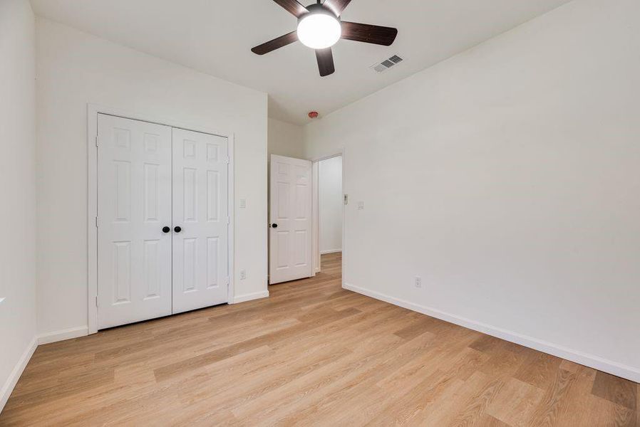 Spacious, unfurnished interior of a new home in , White Settlement (Image 18).