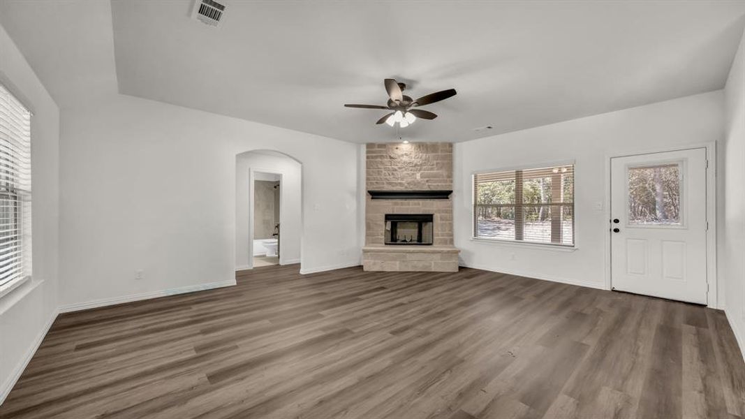 Spacious, unfurnished interior of a new home in , Poolville (Image 15).