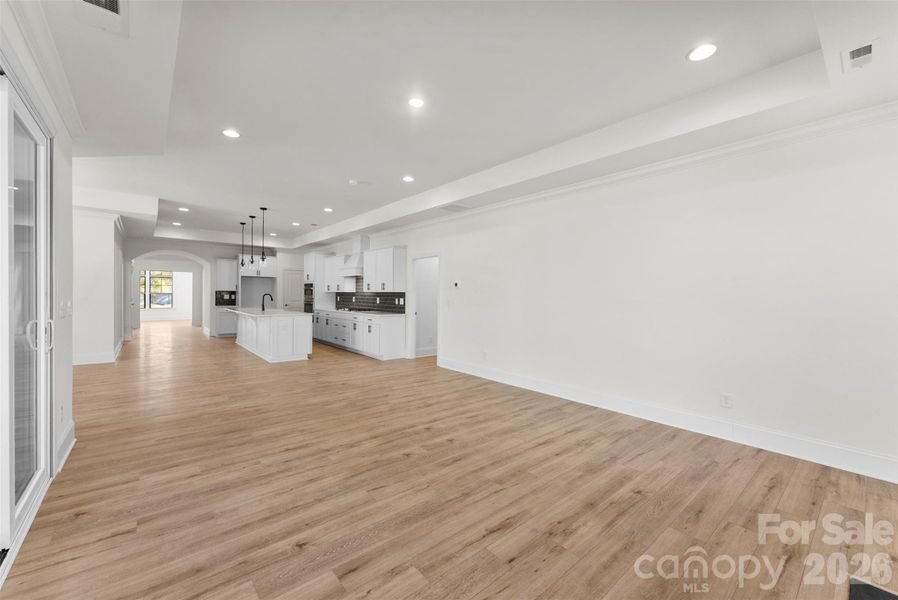 Spacious, unfurnished interior of a new home in The Courtyards on New Hope, Gastonia (Image 15).