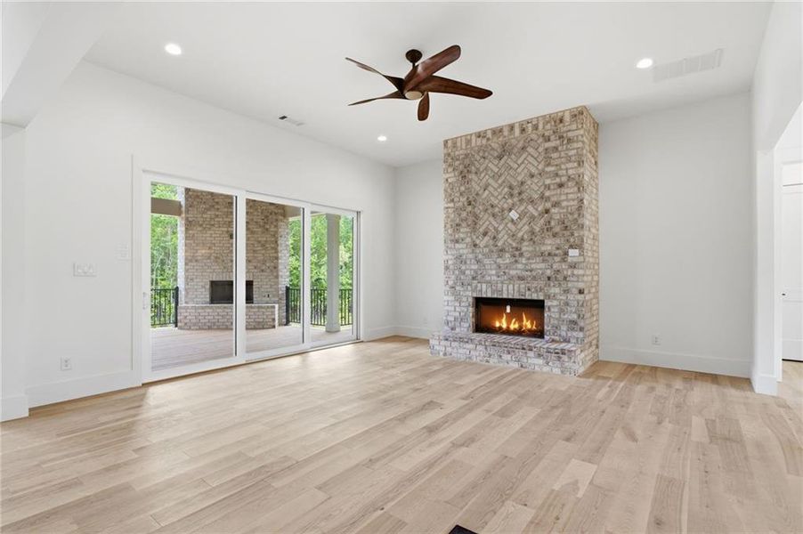 Spacious, unfurnished interior of a new home in , Newnan (Image 27). Spacious, unfurnished interior of a new home in , Newnan (Image 27).