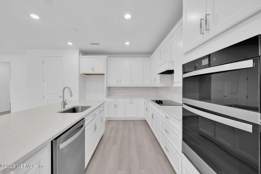 Furnished interior view inside a new home in Hyland Trail, Green Cove Springs (Image 13). Furnished interior view inside a new home in Hyland Trail, Green Cove Springs (Image 13).