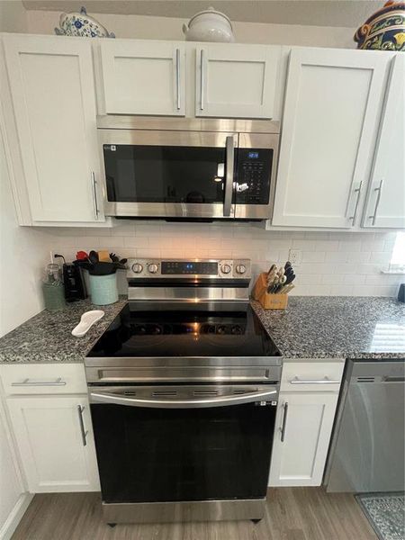 Close-up of interior finishes inside a home in , Palm Coast (Image 20). Close-up of interior finishes inside a home in , Palm Coast (Image 20).