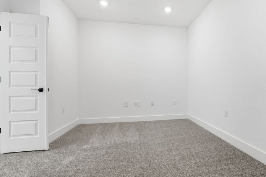 Spacious, unfurnished interior of a new home in Easton Park, Austin (Image 20). Spacious, unfurnished interior of a new home in Easton Park, Austin (Image 20).