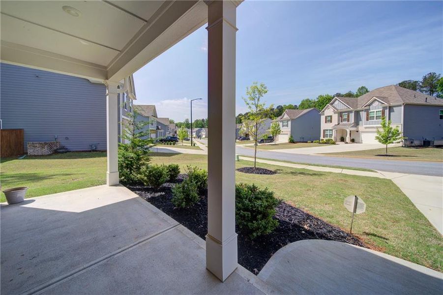 Exterior details and patio area of a home in , Powder Springs (Image 3).