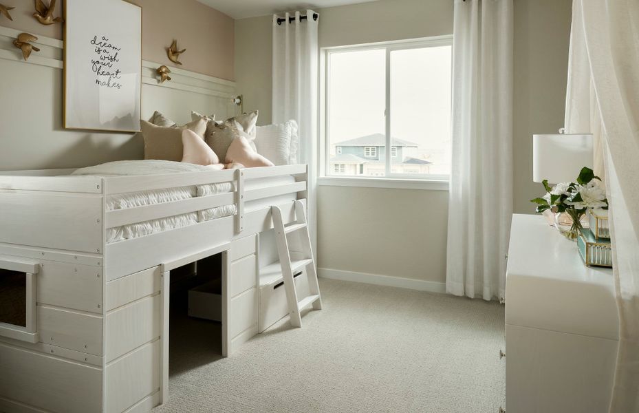 Representative furnished interior of a home built from the Rowen by Pulte Homes in Barefoot Village, Longmont (Image 6).