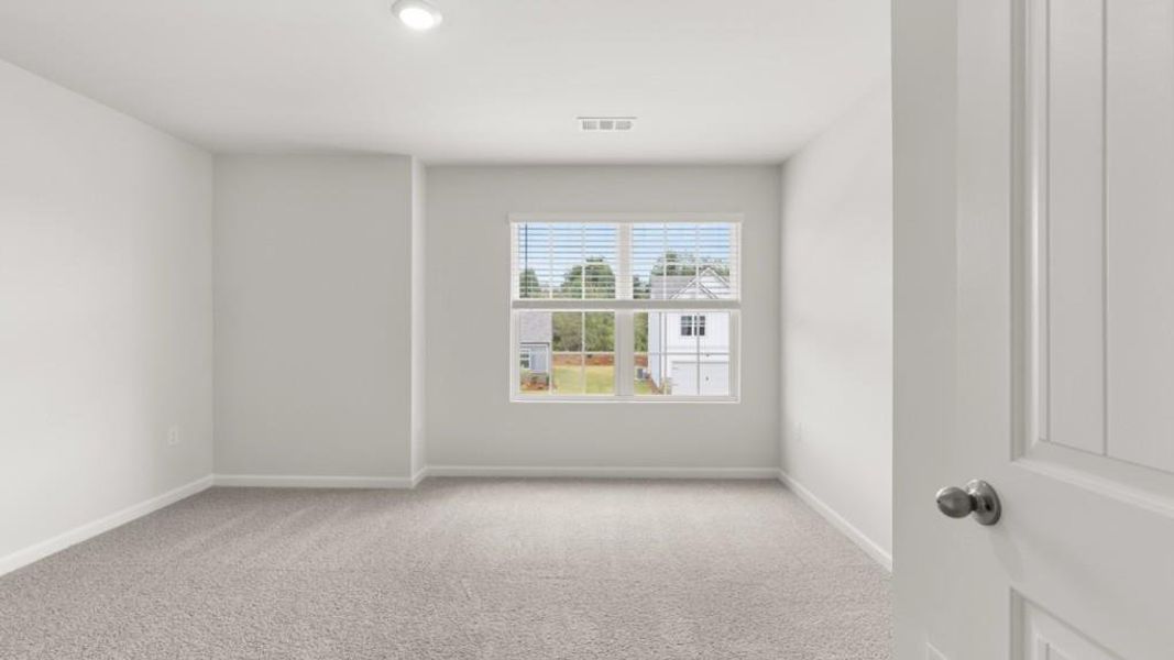 Spacious, unfurnished interior of a new home in Grandview at Lanier, Dawsonville (Image 17). Spacious, unfurnished interior of a new home in Grandview at Lanier, Dawsonville (Image 17).