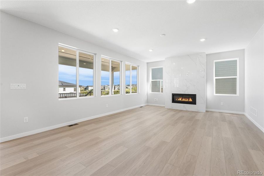 Spacious, unfurnished interior of a new home in Portrait at The Canyons, Castle Pines (Image 27).