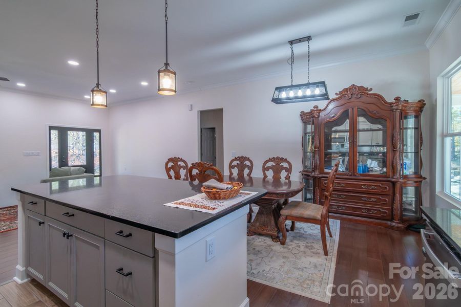 Furnished interior view inside a new home in , Pageland (Image 31).