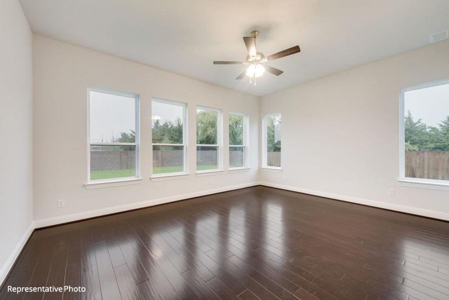 Representative unfurnished interior of a home built from the Hartford II by Grand Homes in Edgewater, Fate (Image 15).