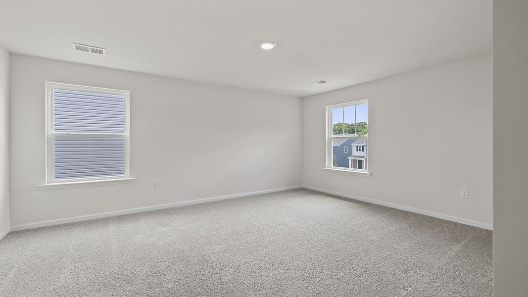 Spacious, unfurnished interior of a new home in Cedar Gap, Fountain Inn (Image 26).