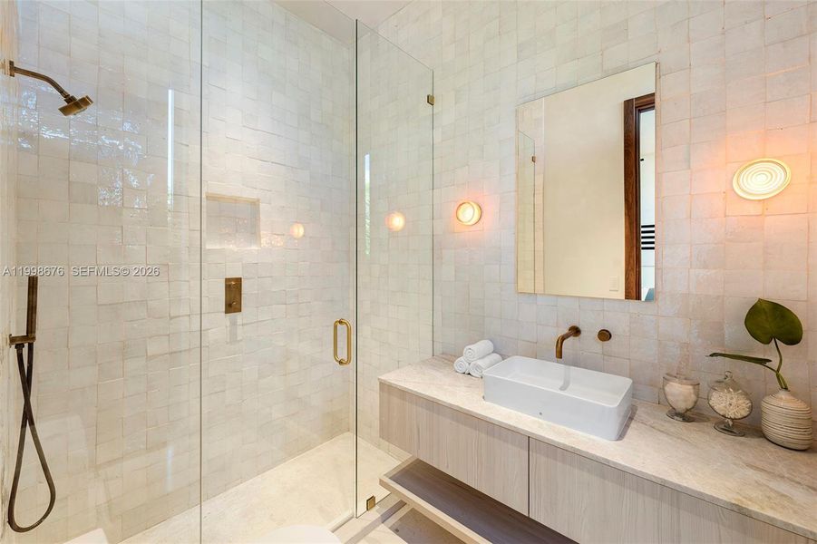 Furnished interior view inside a new home in , Bay Harbor Islands (Image 16).