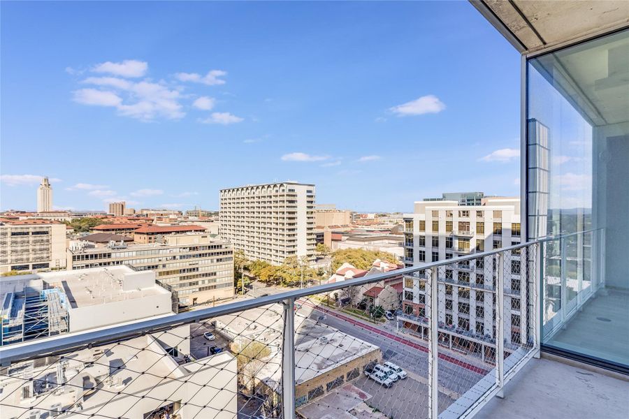 Condo located in Austin, TX showcasing its design and architecture (Image 3). Condo located in Austin, TX showcasing its design and architecture (Image 3).