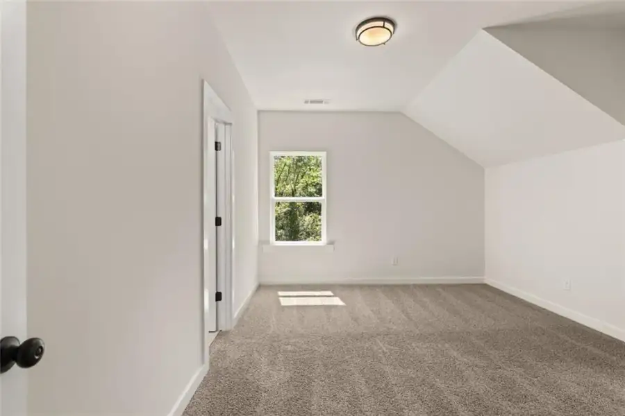 Spacious, unfurnished interior of a new home in , Flowery Branch (Image 46).