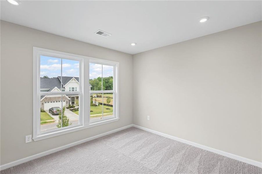 Spacious, unfurnished interior of a new home in Twin Lakes, Hoschton (Image 27).