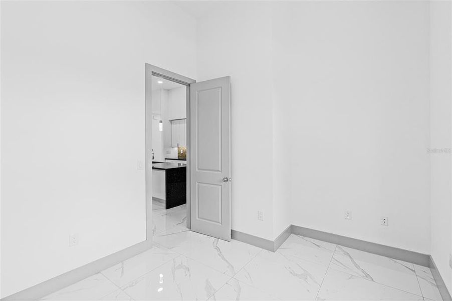 Spacious, unfurnished interior of a new home in , Port Charlotte (Image 31).