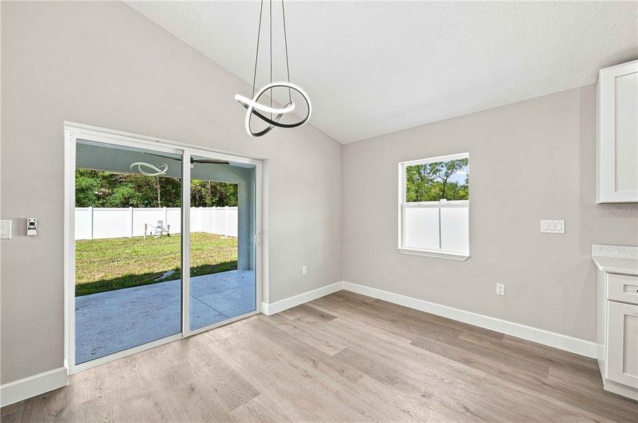 Spacious, unfurnished interior of a new home in , Ocala (Image 13).