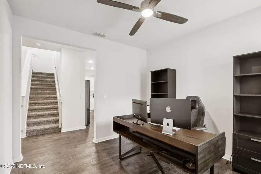 Furnished interior view inside a new home in Cross Creek Express, Green Cove Springs (Image 10).