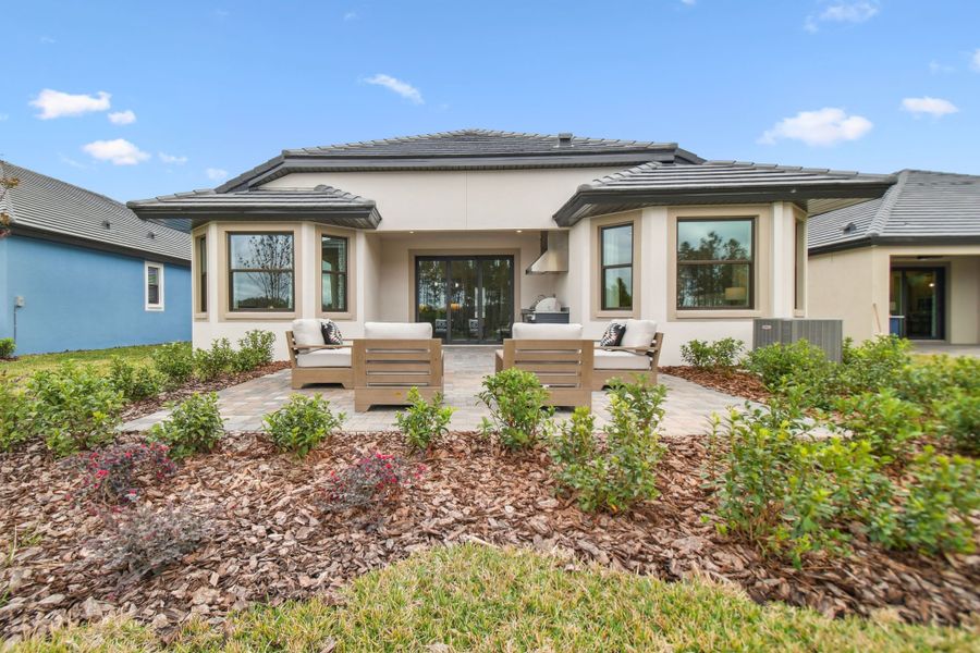 Representative exterior details of a home built from the Sweetwater by William Ryan Homes in The Sanctuary – Resort Collection, Punta Gorda (Image 31).