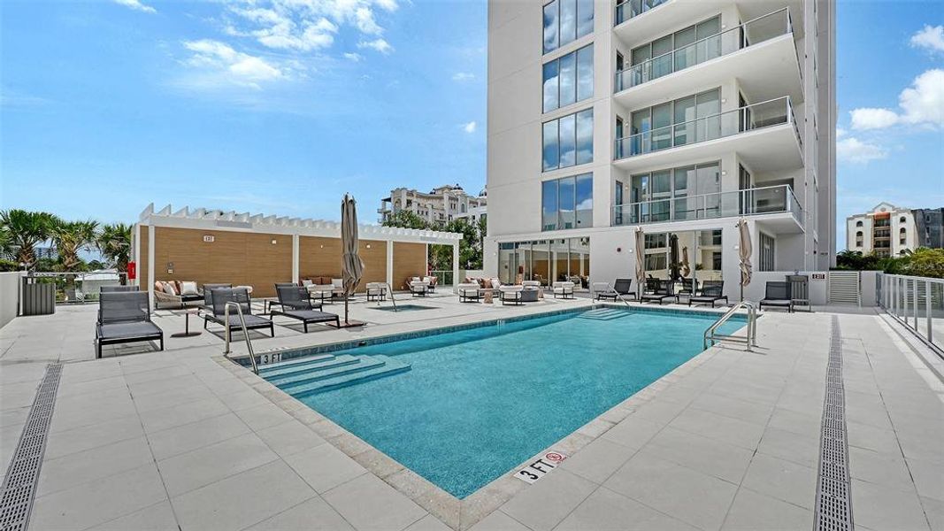 Condo located in Sarasota, FL showcasing its design and architecture (Image 42). Condo located in Sarasota, FL showcasing its design and architecture (Image 42).