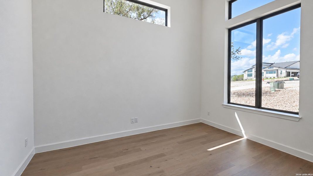 Spacious, unfurnished interior of a new home in , New Braunfels (Image 28).