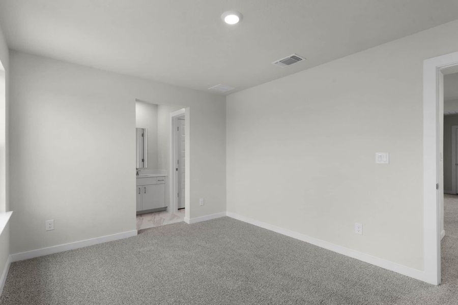 Spacious, unfurnished interior of a new home in Nolina, Georgetown (Image 20).