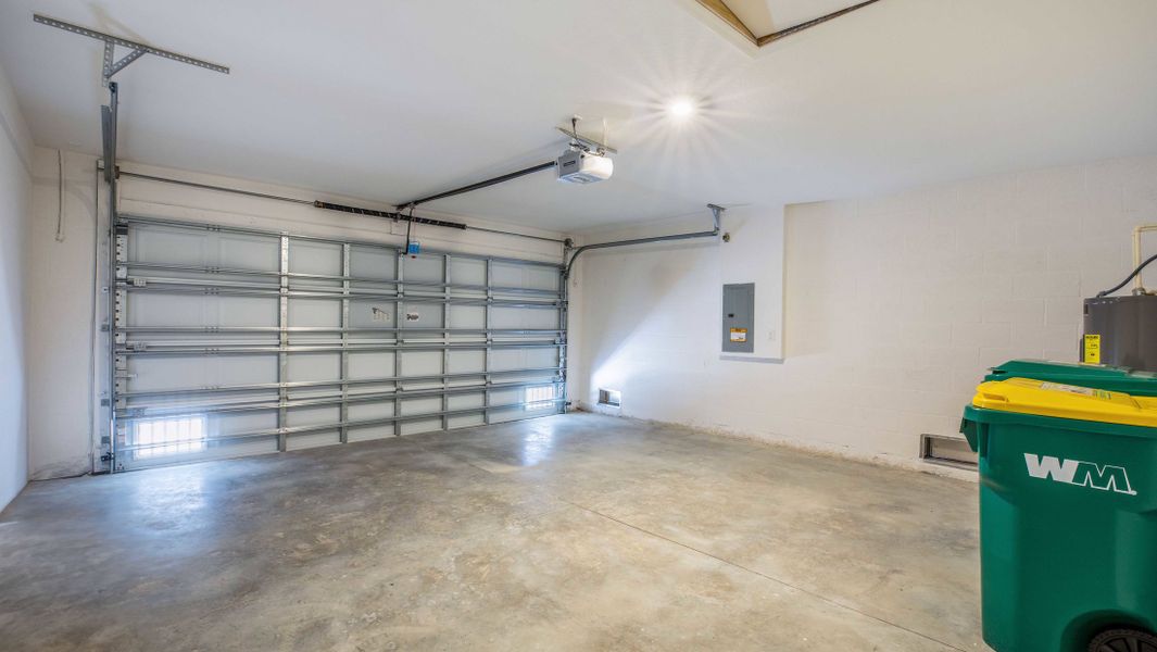 Representative unfurnished interior of a home built from the Iris by Maronda Homes in Coastal Communities, Edgewater (Image 33).