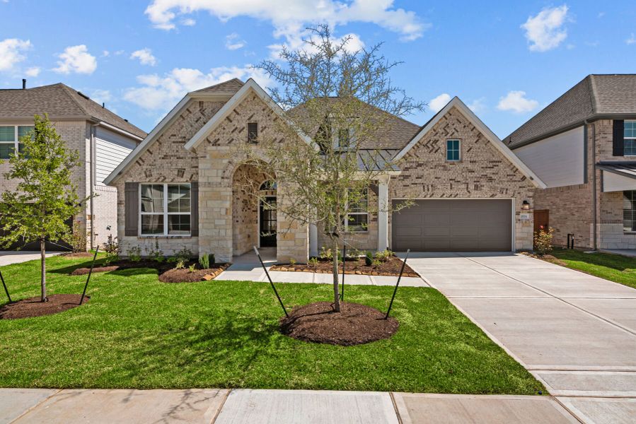 Front Exterior Front Exterior