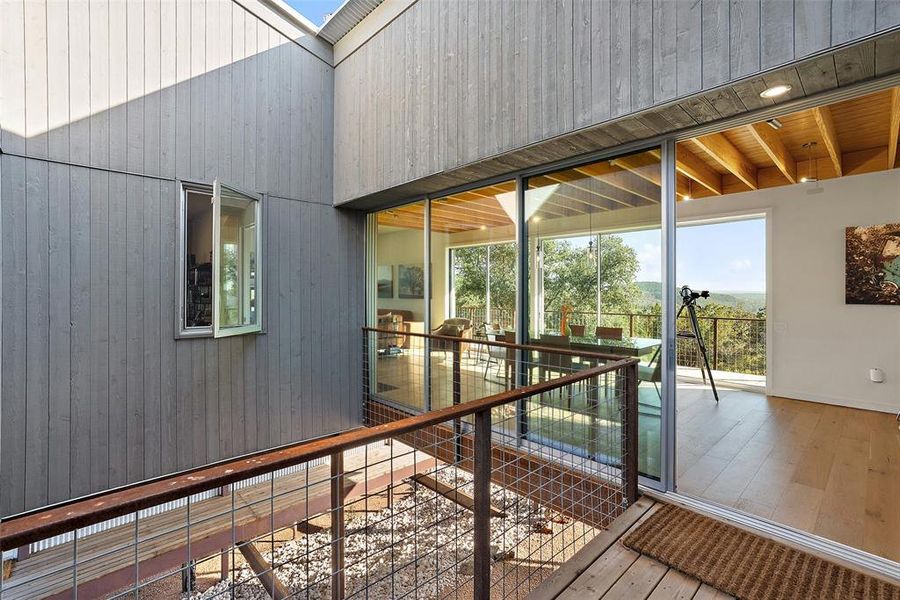 Exterior details and patio area of a home in , Burnet (Image 19).