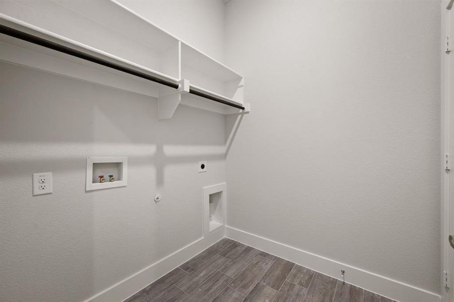 Spacious, unfurnished interior of a new home in Saddleback Estates, Boyd (Image 22). Spacious, unfurnished interior of a new home in Saddleback Estates, Boyd (Image 22).