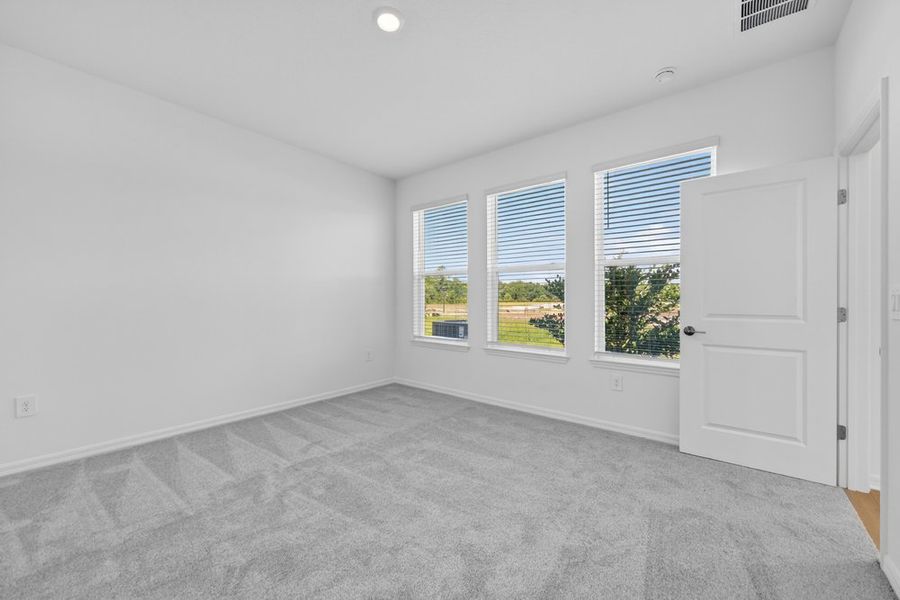 Spacious, unfurnished interior of a new home in Westview Community Group Page, Poinciana (Image 19).