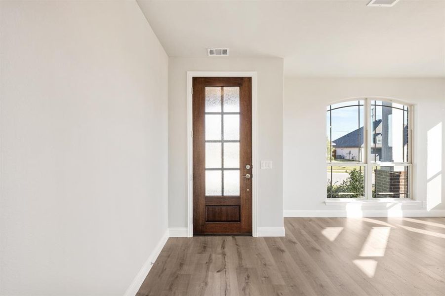 Spacious, unfurnished interior of a new home in Arcadia Trails Classic 60, Balch Springs (Image 27). Spacious, unfurnished interior of a new home in Arcadia Trails Classic 60, Balch Springs (Image 27).